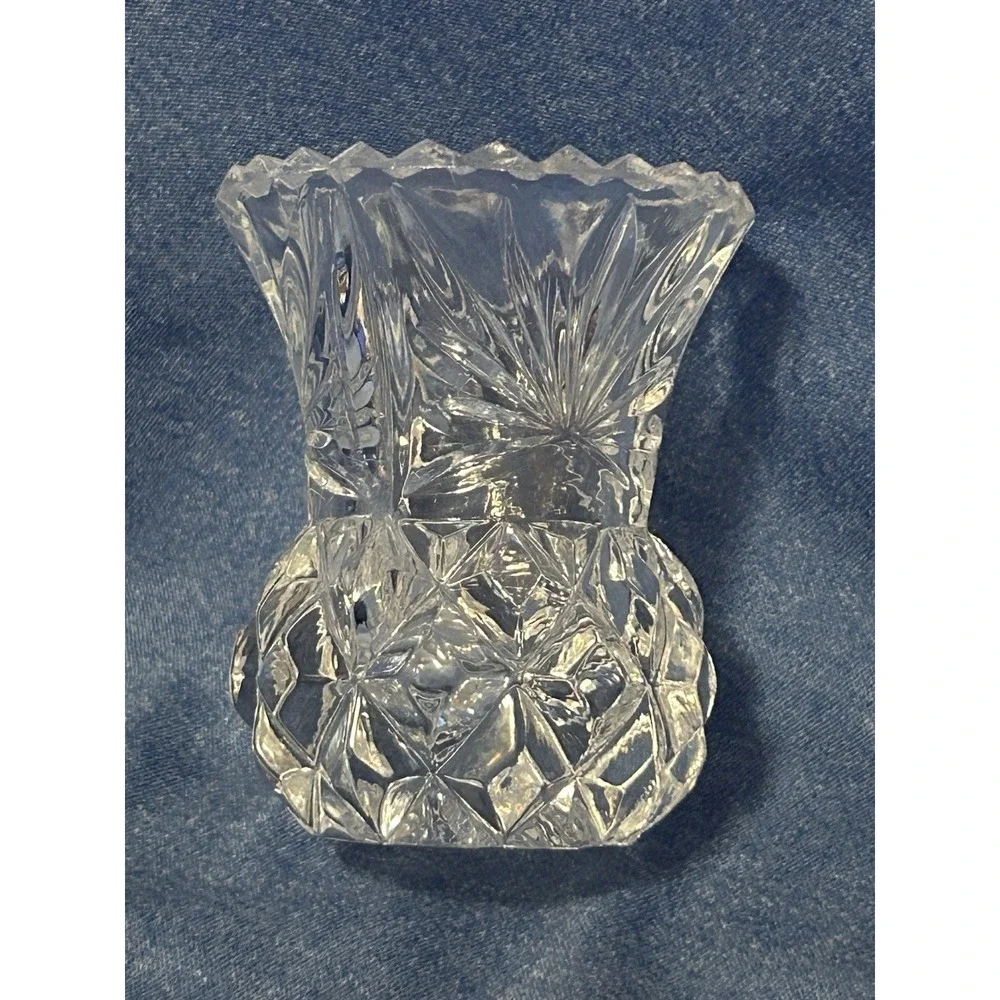 Vintage Mini Glass Bud Vase Beautiful Jagged Rim 2.5
